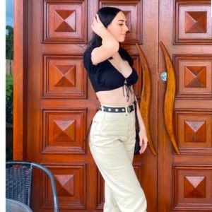 Meet your Posher, Kadence